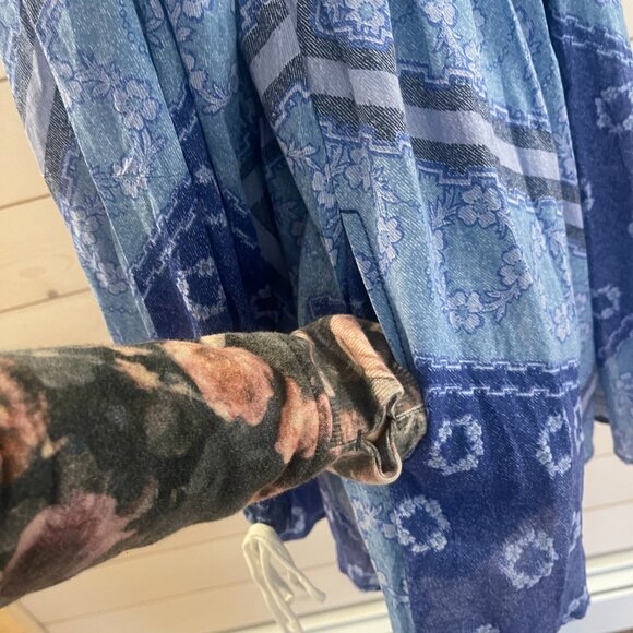 035 Free People Day Dreaming Mini in Blue Combo NWT Size Small - Picture 11 of 12